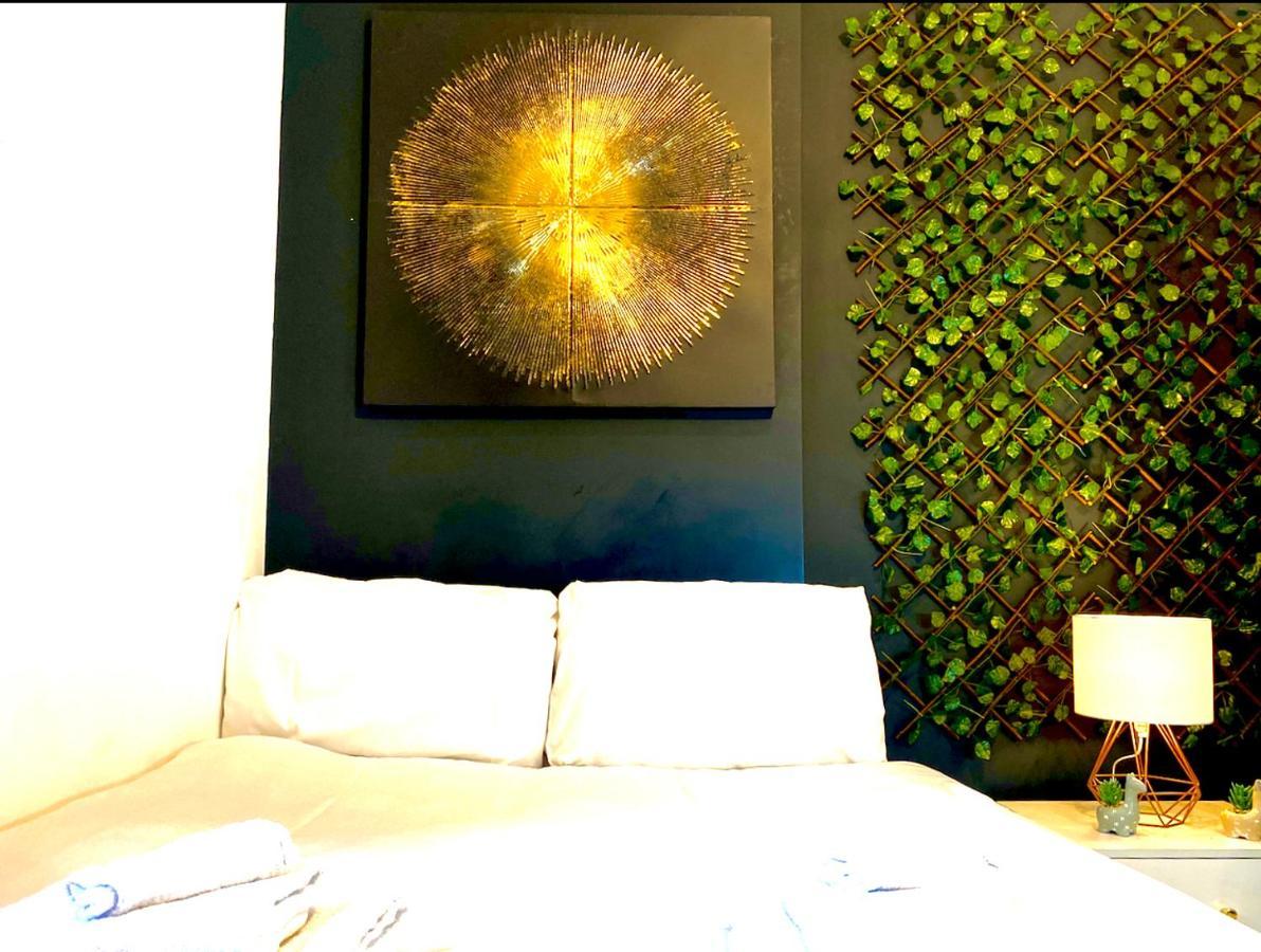 Duke And Duchess Apartments And Rooms - Private In Room Hot Tub Suites Λονδίνο Εξωτερικό φωτογραφία