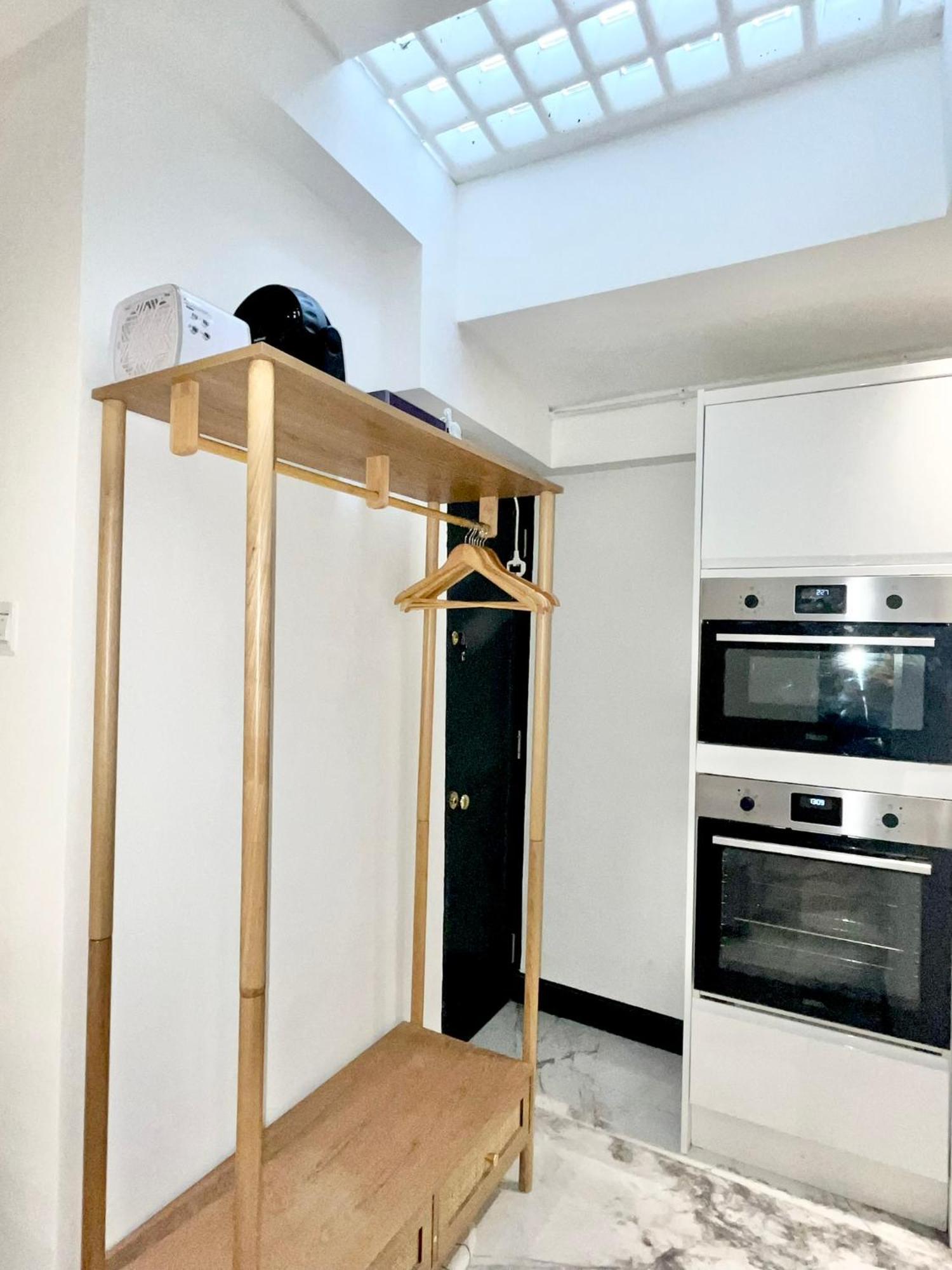 Duke And Duchess Apartments And Rooms - Private In Room Hot Tub Suites Λονδίνο Εξωτερικό φωτογραφία